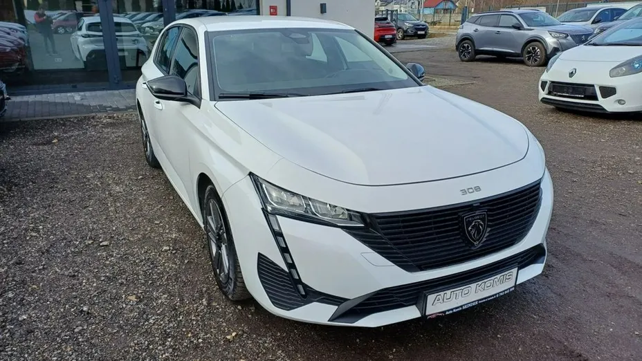 PEUGEOT 308 -