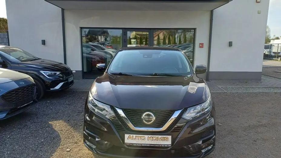 NISSAN Qashqai -