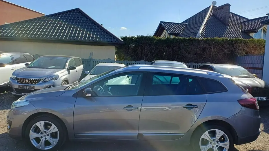 RENAULT Megane -