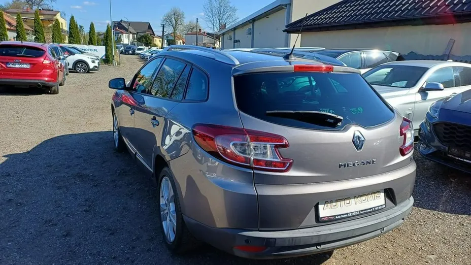 RENAULT Megane -