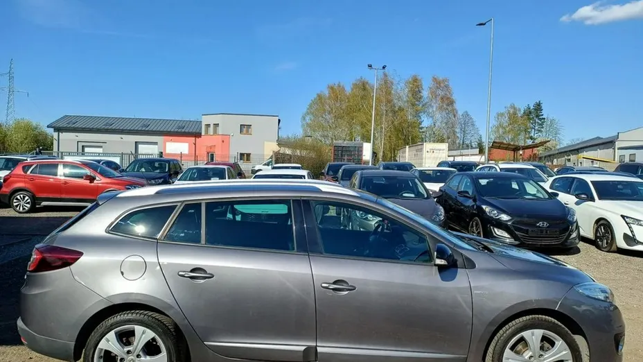 RENAULT Megane -