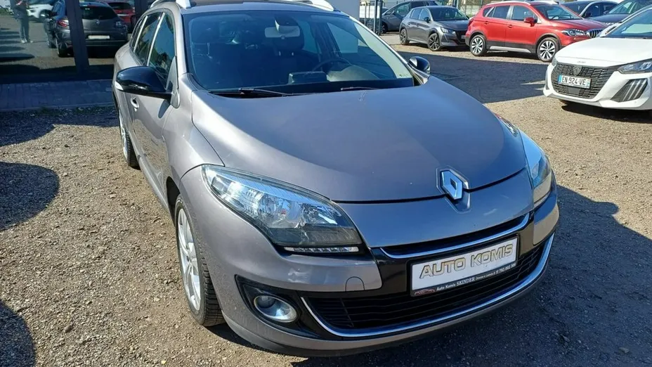 RENAULT Megane -