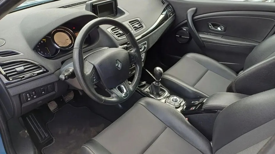 RENAULT Megane -
