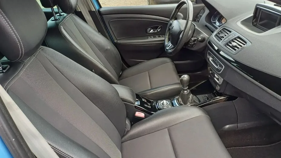 RENAULT Megane -