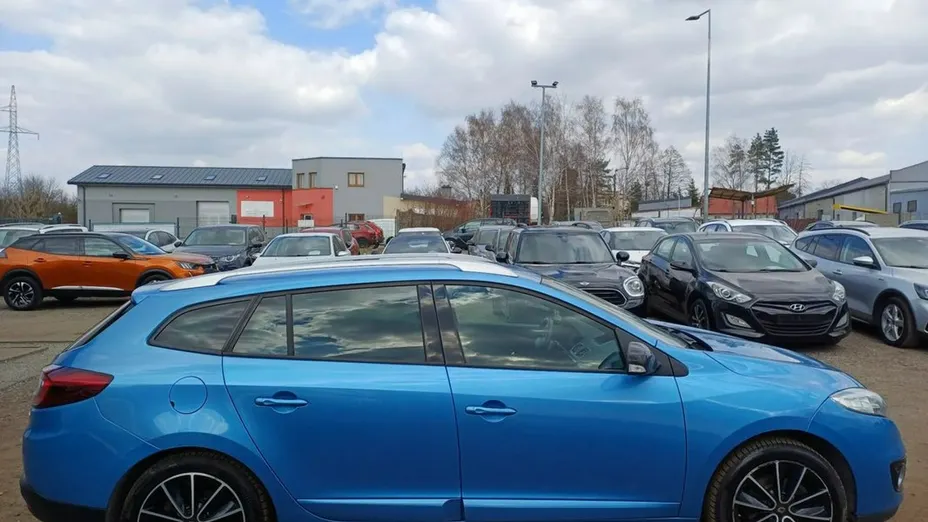 RENAULT Megane -