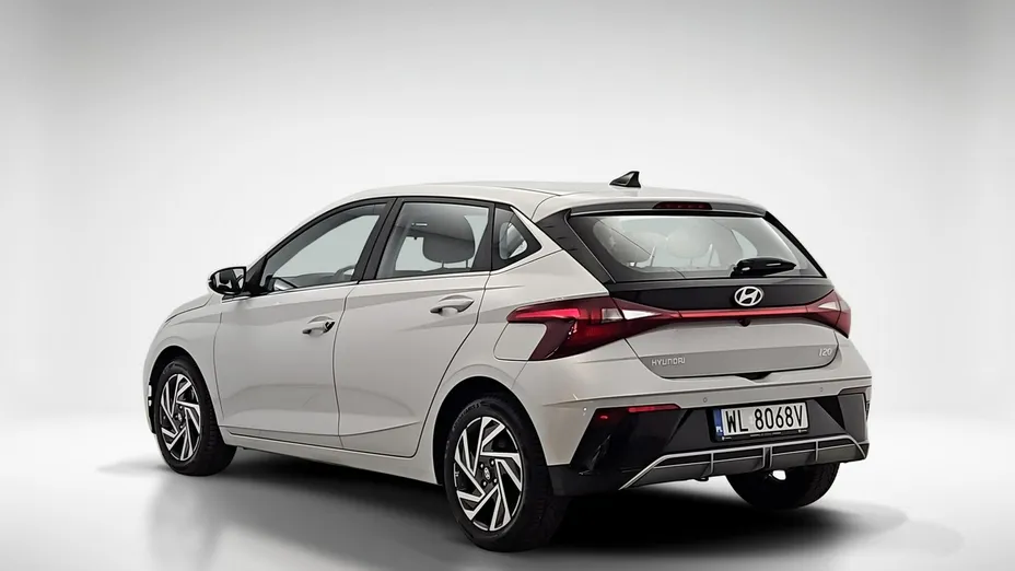 HYUNDAI i20 -