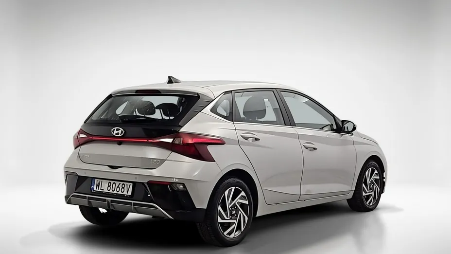 HYUNDAI i20 -