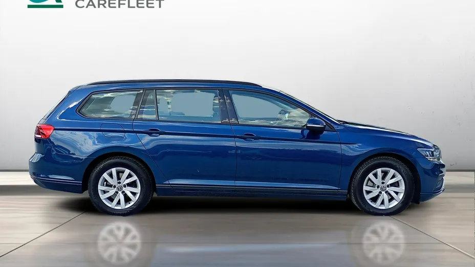 VOLKSWAGEN Passat -