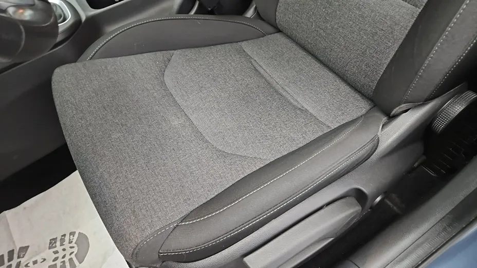HYUNDAI i30 -