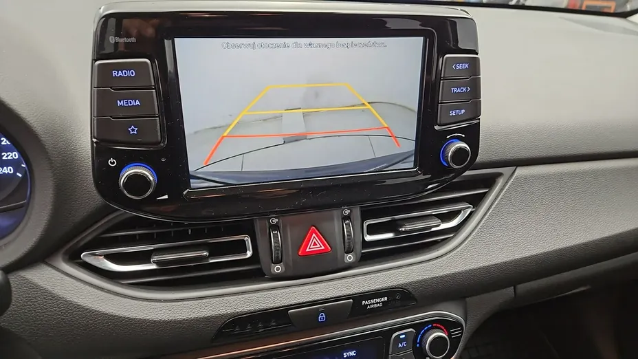 HYUNDAI i30 -