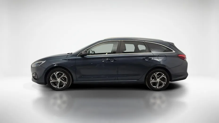 HYUNDAI i30 -
