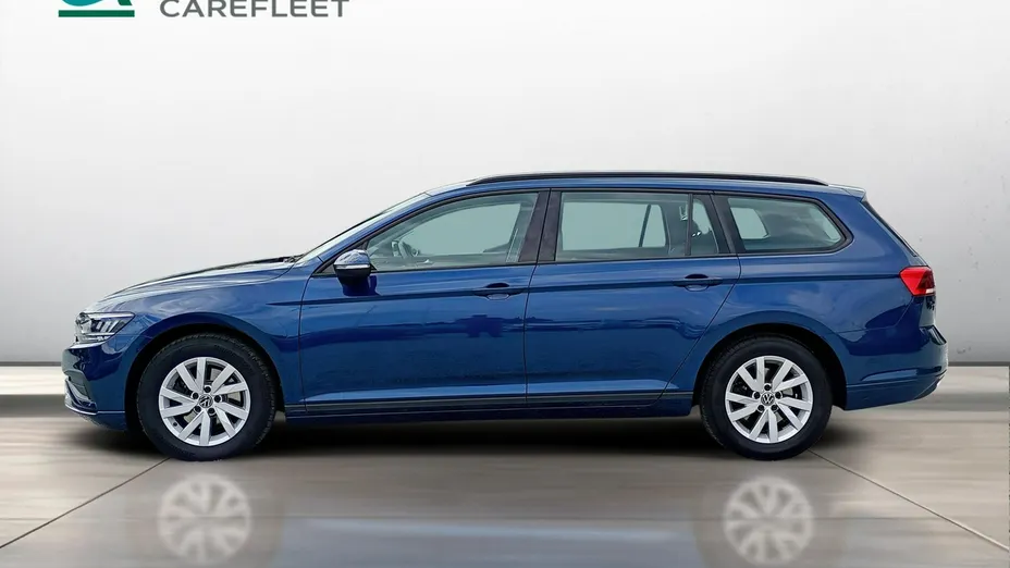 VOLKSWAGEN Passat -
