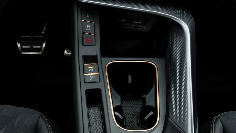 CUPRA Terramar -