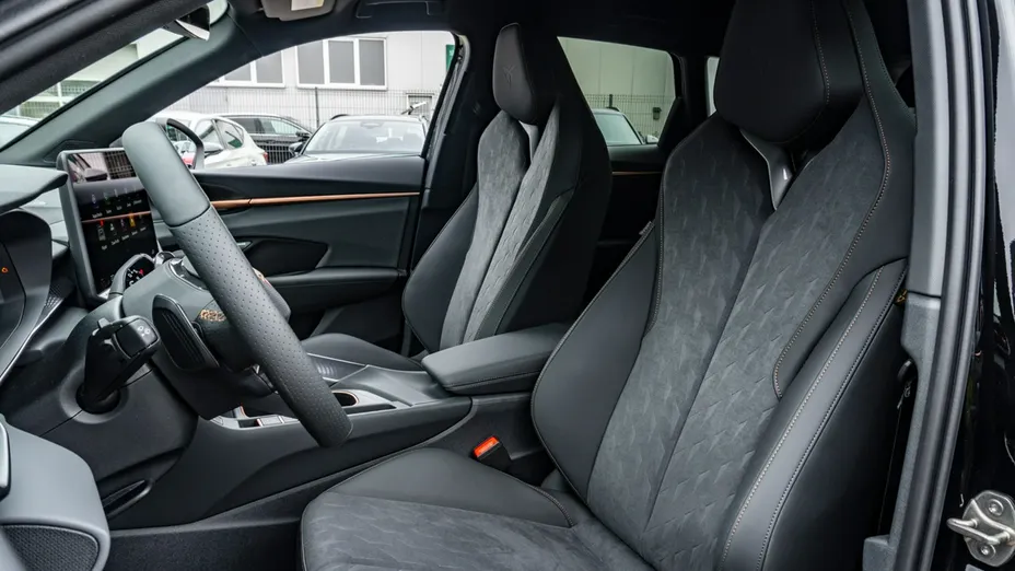CUPRA Terramar -