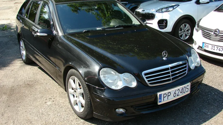 MERCEDES-BENZ C Klasa -