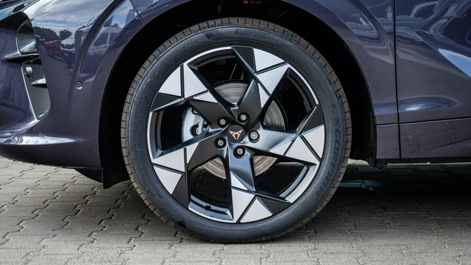 CUPRA Terramar -