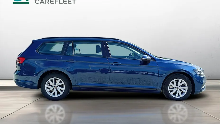 VOLKSWAGEN Passat -