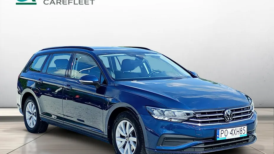 VOLKSWAGEN Passat -