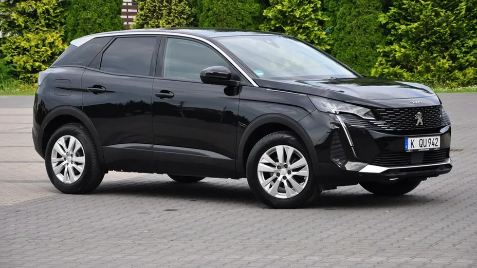 PEUGEOT 3008 -