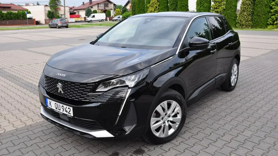 PEUGEOT 3008 -