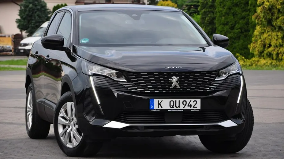 PEUGEOT 3008 -