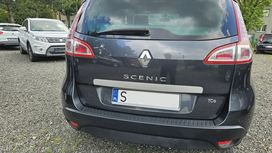 RENAULT Scenic -