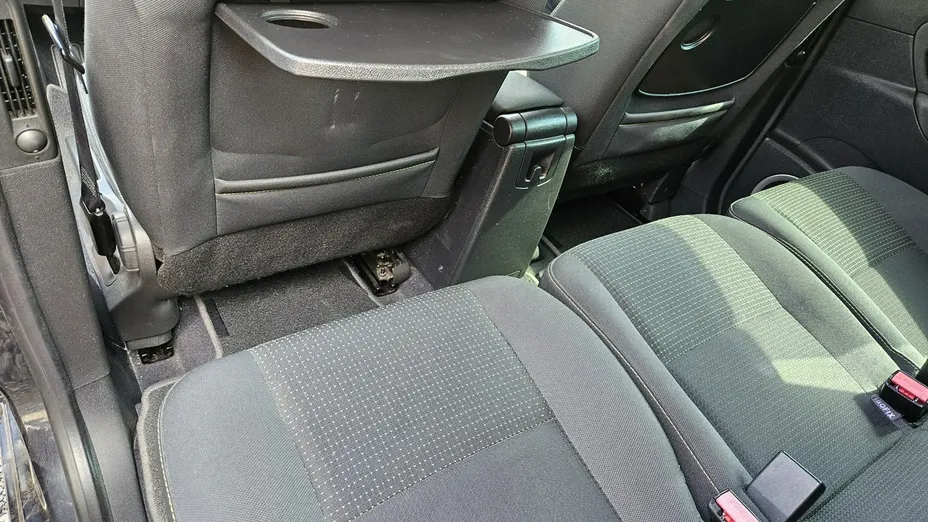 RENAULT Scenic -