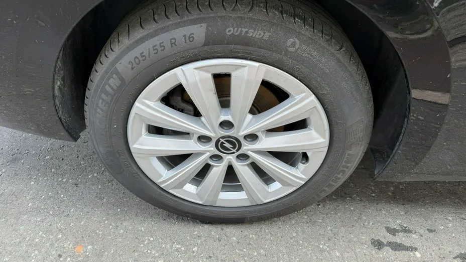 OPEL Astra -