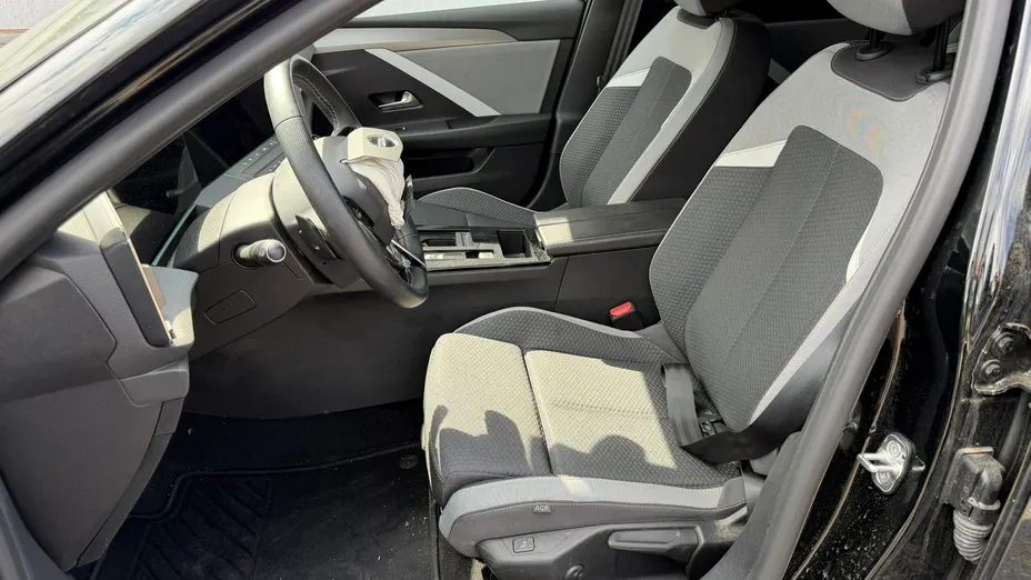 OPEL Astra -