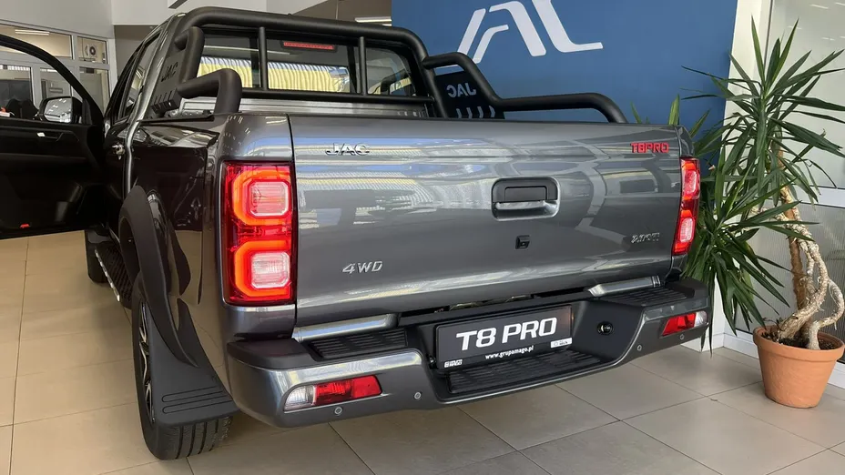 JAC T8 PRO -