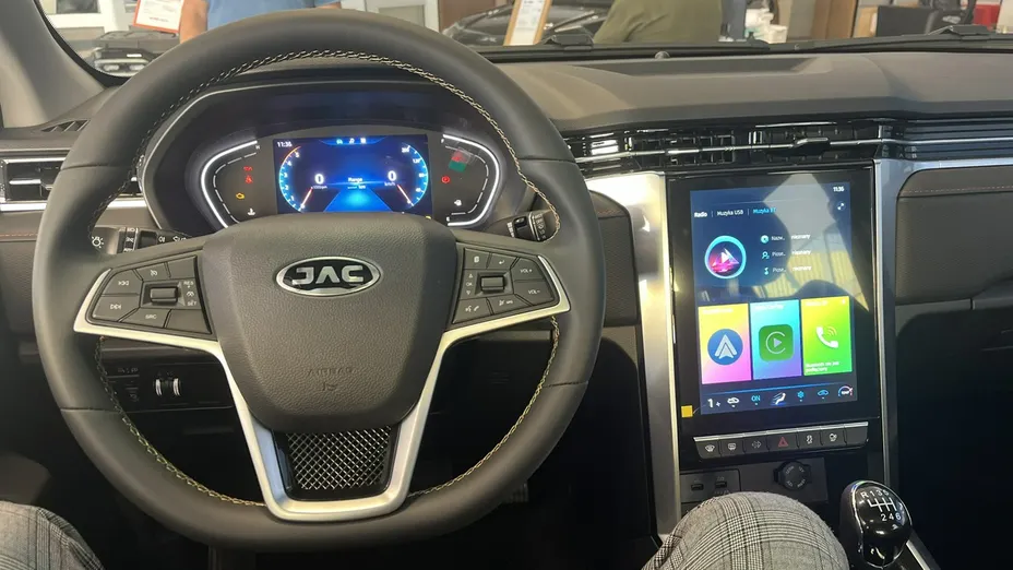 JAC T8 PRO -