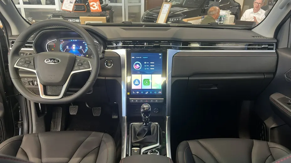 JAC T8 PRO -