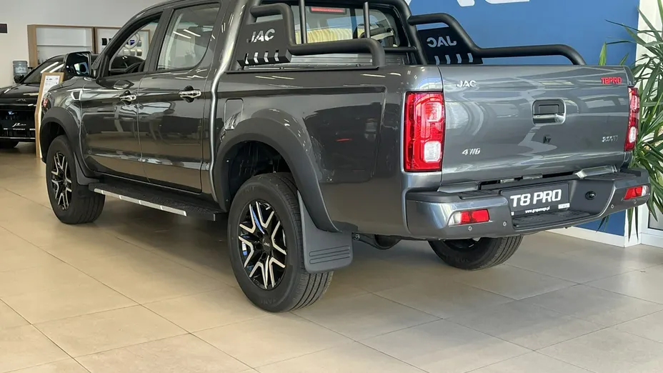 JAC T8 PRO -