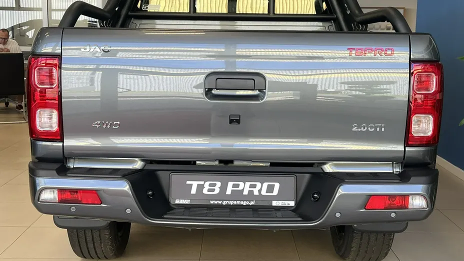 JAC T8 PRO -