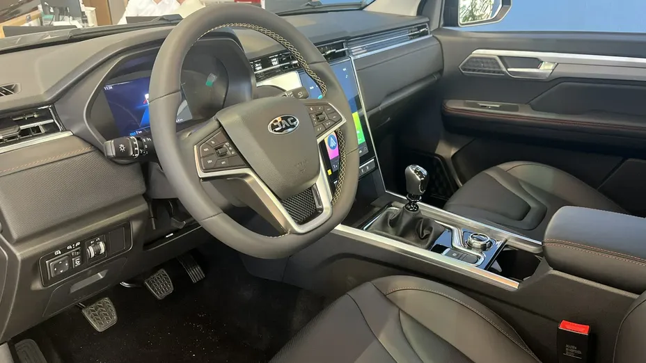 JAC T8 PRO -