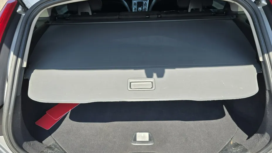 VOLVO V60 -