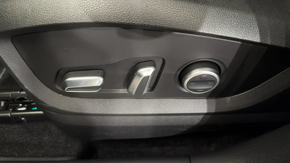 CHERY Tiggo 8 -