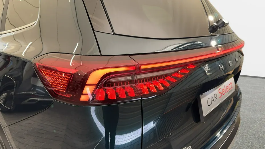 CHERY Tiggo 8 -