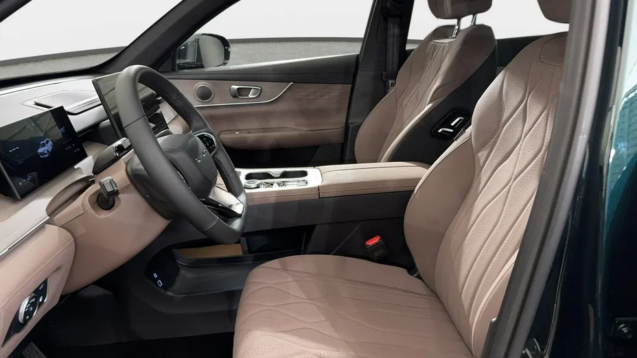 CHERY Tiggo 8 -