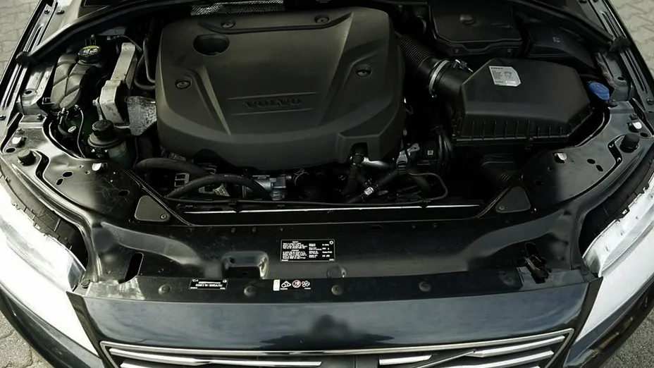 VOLVO S80 -