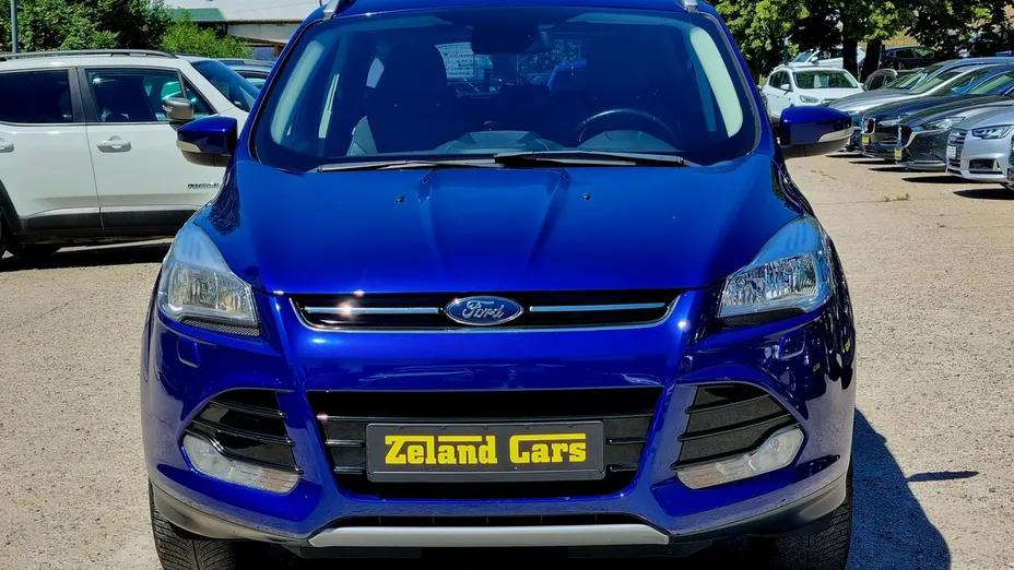 FORD Kuga -