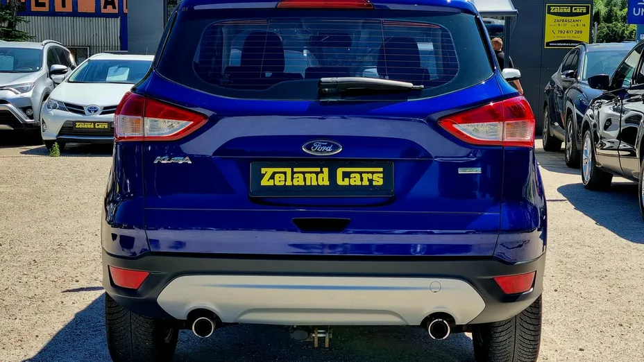 FORD Kuga -