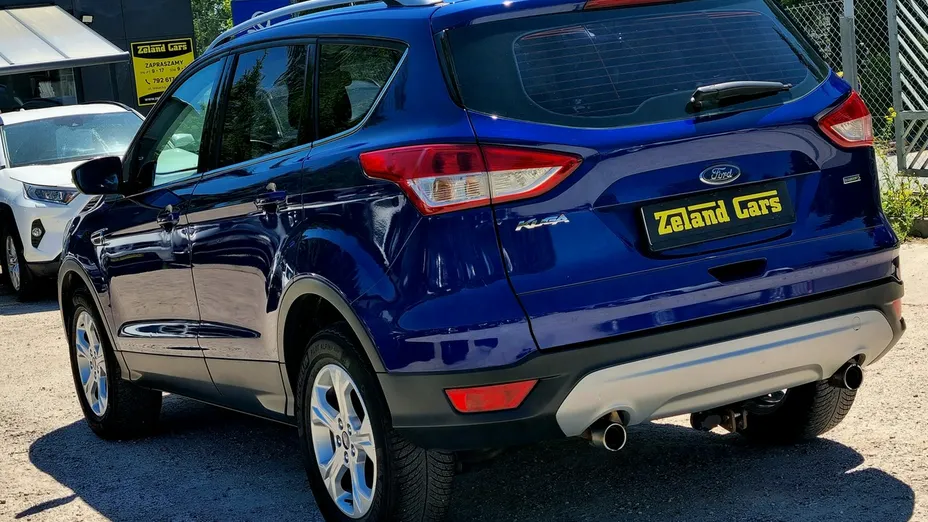FORD Kuga -