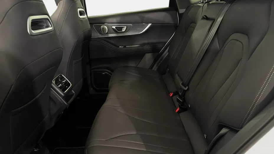 CHERY Tiggo 7 Tiggo 7 1.5 T-GDI Super Hybrid Prestige DHT
