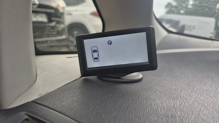 TOYOTA Prius -