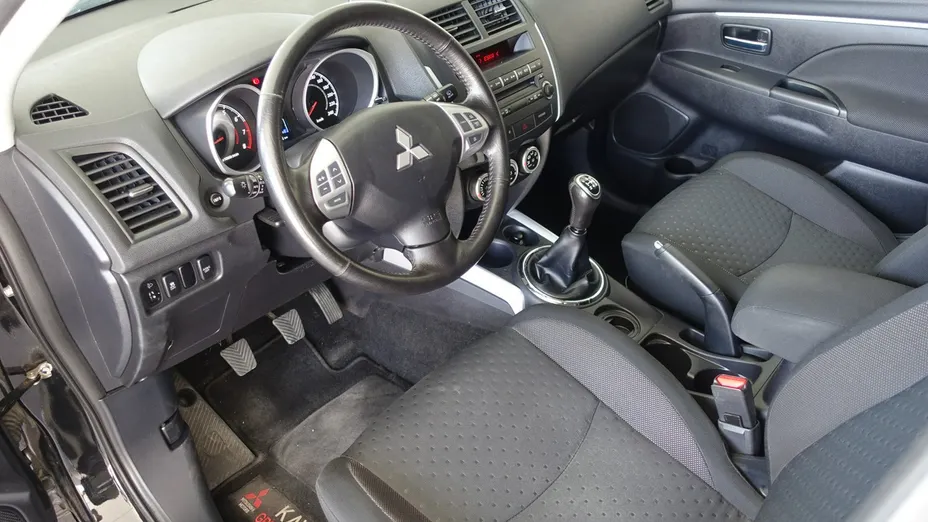 MITSUBISHI ASX -