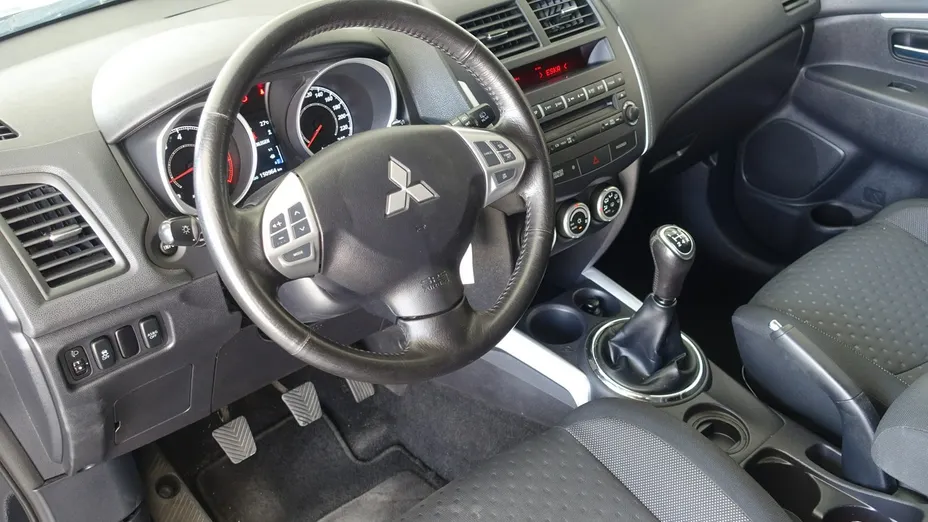 MITSUBISHI ASX -