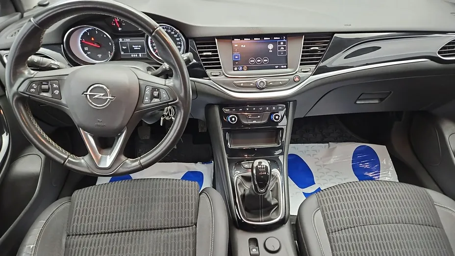 OPEL Astra -