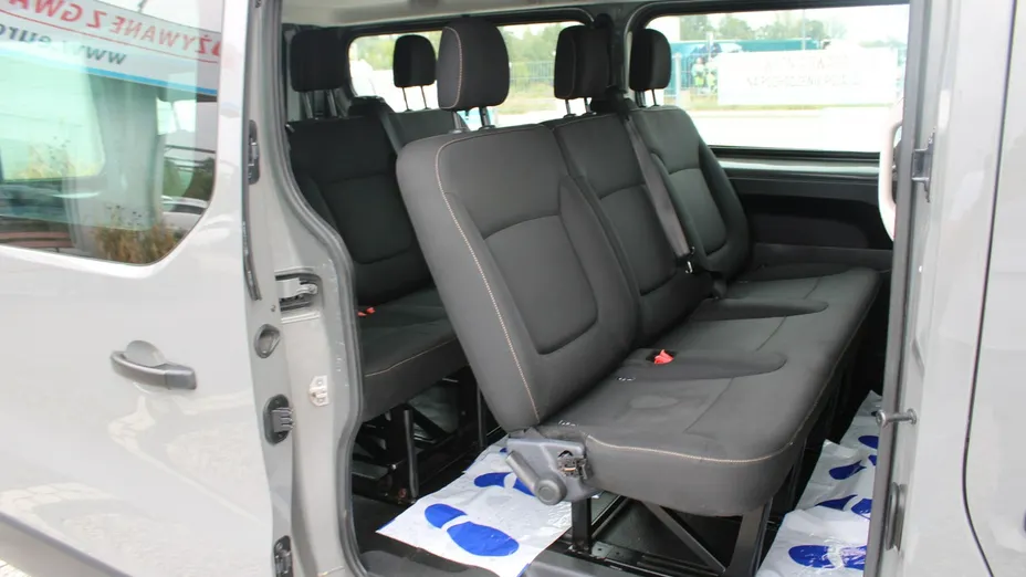 RENAULT Trafic -