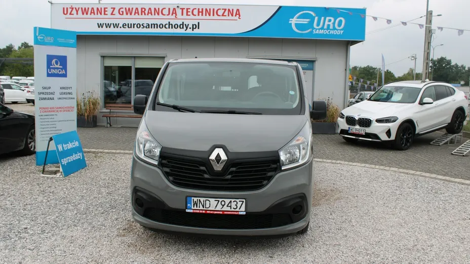 RENAULT Trafic -